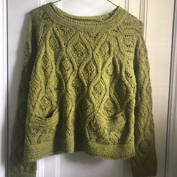 Sweater - Picture 1 of 3